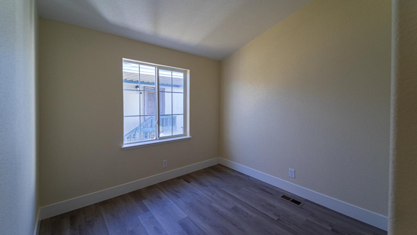 Detail Gallery Image 13 of 15 For 270 Umbarger Rd #69,  San Jose,  CA 95111 - 4 Beds | 2 Baths