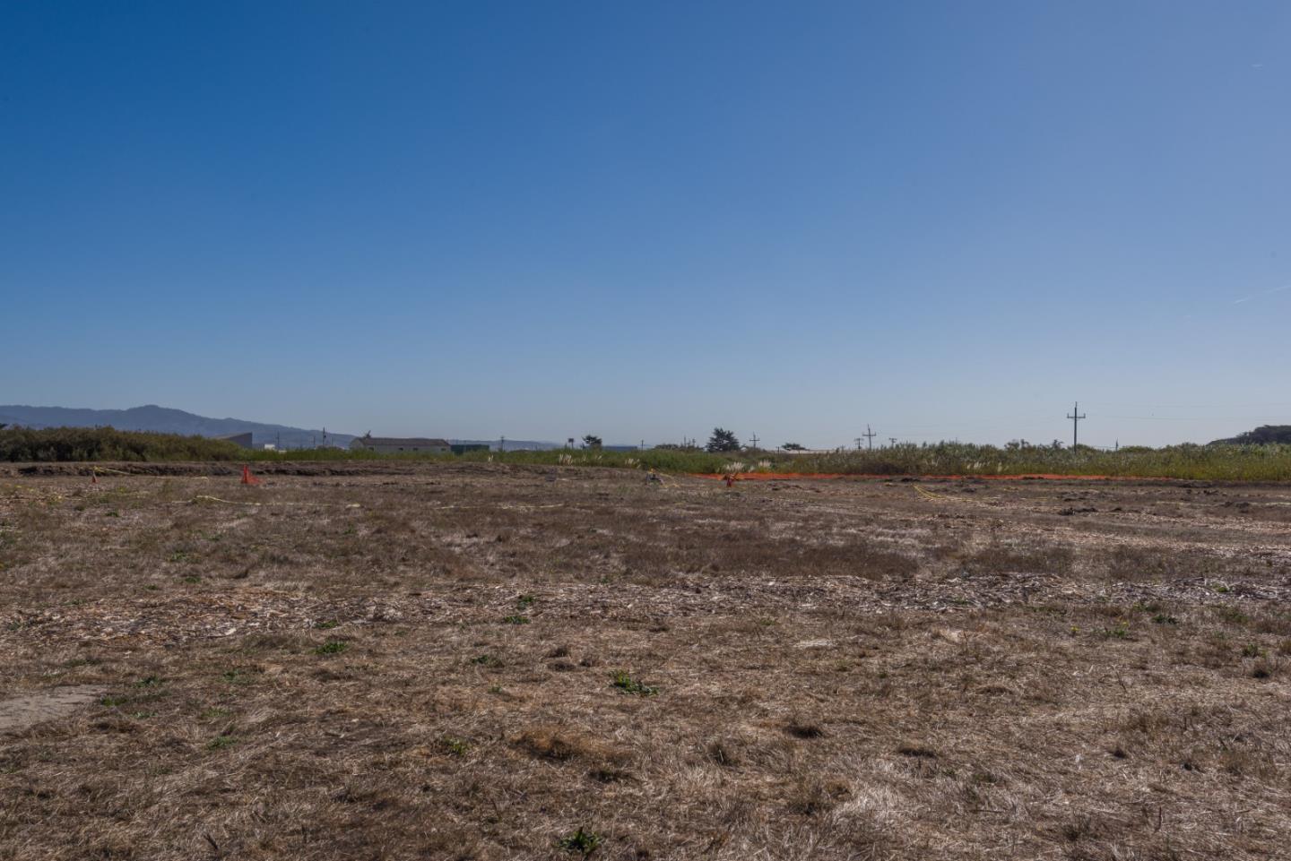 00 5 Airport Street, Moss Beach, CA, 94038