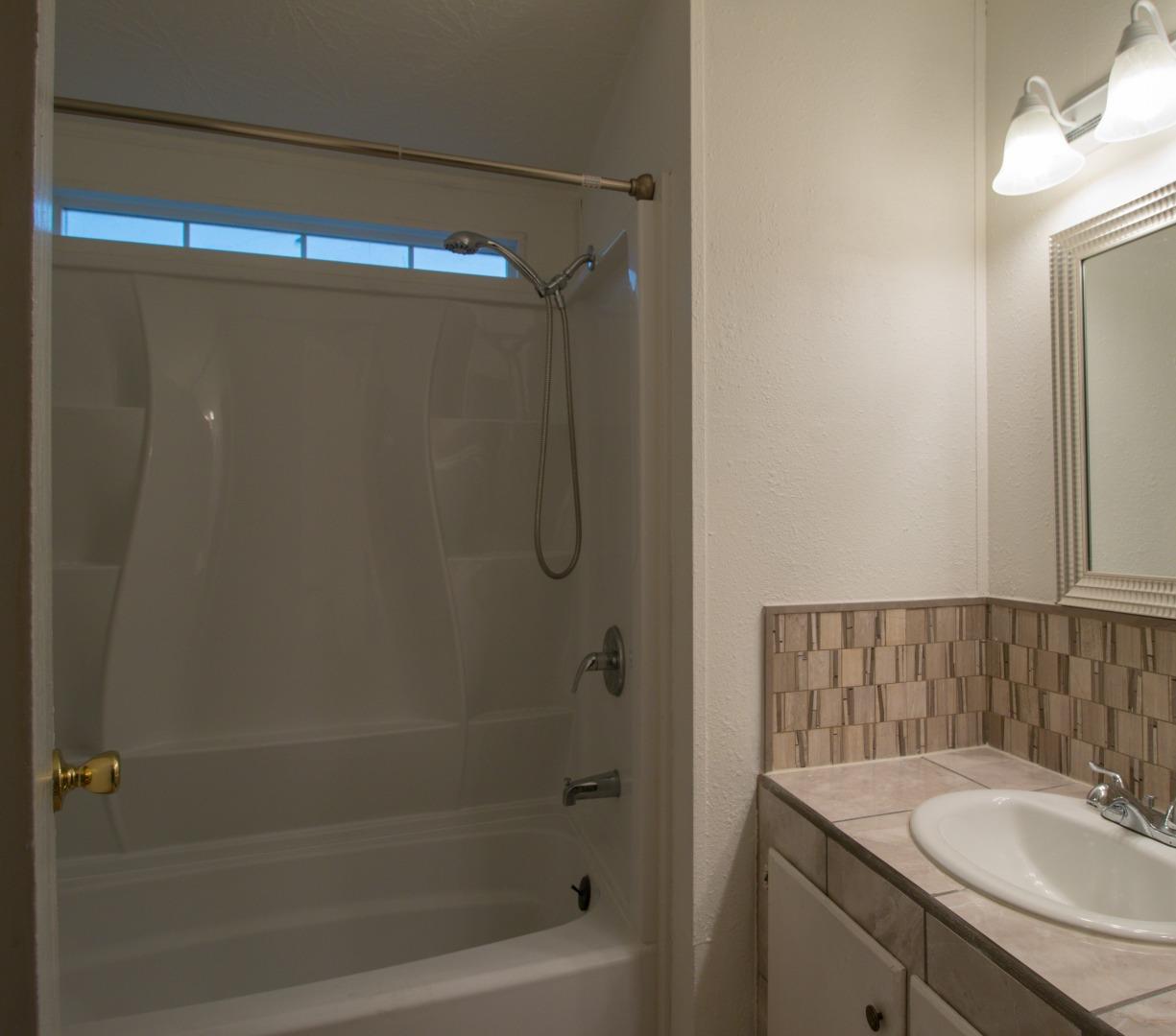 Detail Gallery Image 10 of 10 For 1500 Virginia Pl #161,  San Jose,  CA 95116 - 3 Beds | 2 Baths