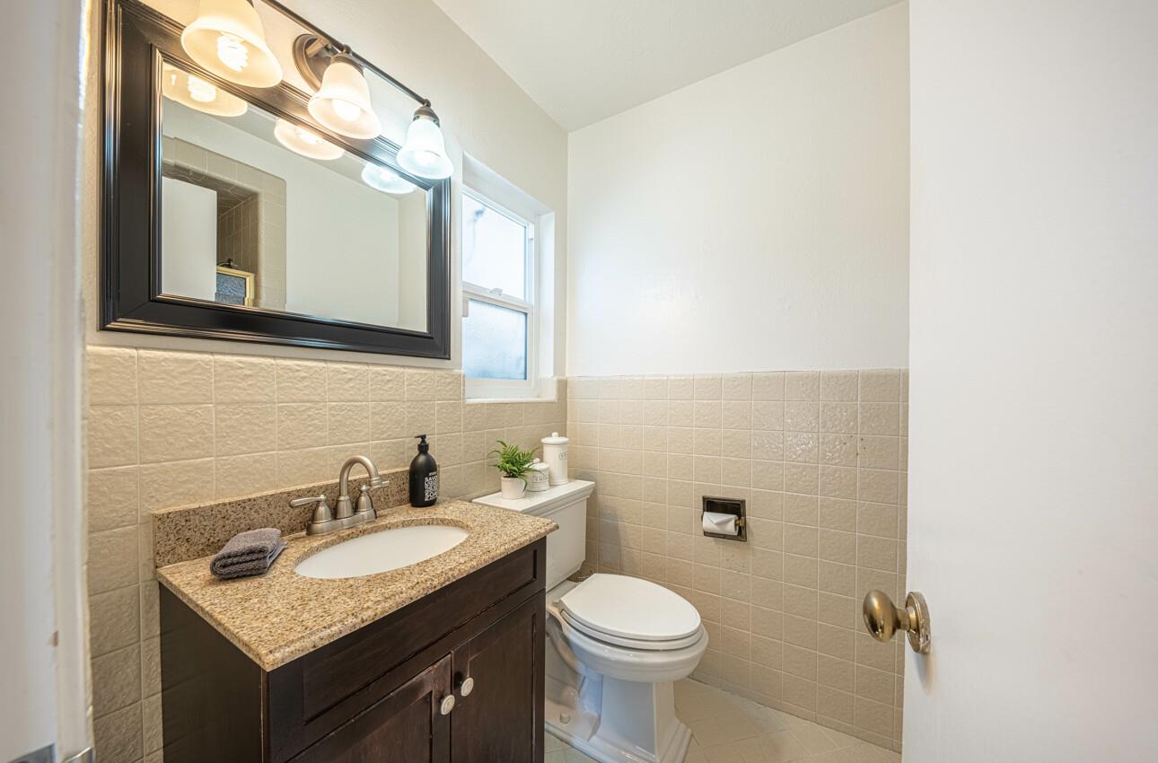 611 W Alisal St, Salinas, CA 93901 photo 37
