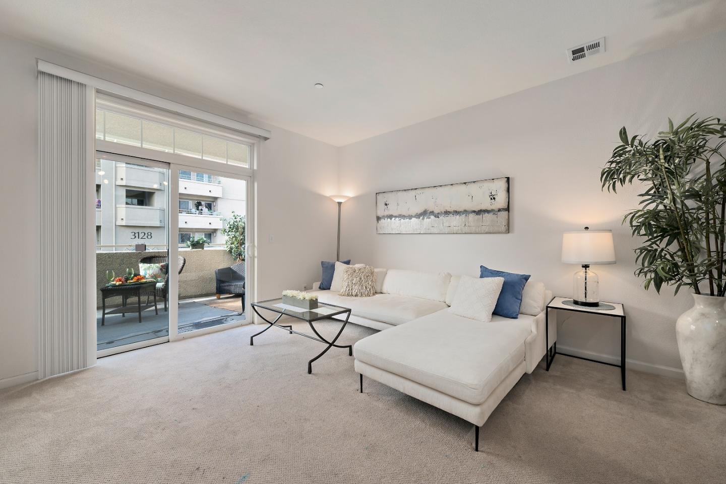 Detail Gallery Image 12 of 23 For 1399 S Winchester Blvd #206,  San Jose,  CA 95128 - 2 Beds | 2/1 Baths