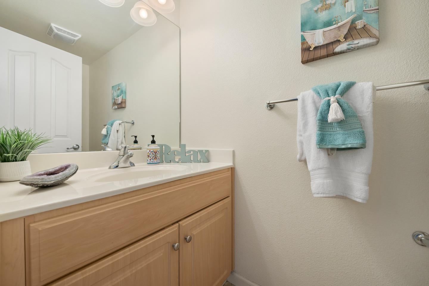 Detail Gallery Image 14 of 23 For 1399 S Winchester Blvd #206,  San Jose,  CA 95128 - 2 Beds | 2/1 Baths