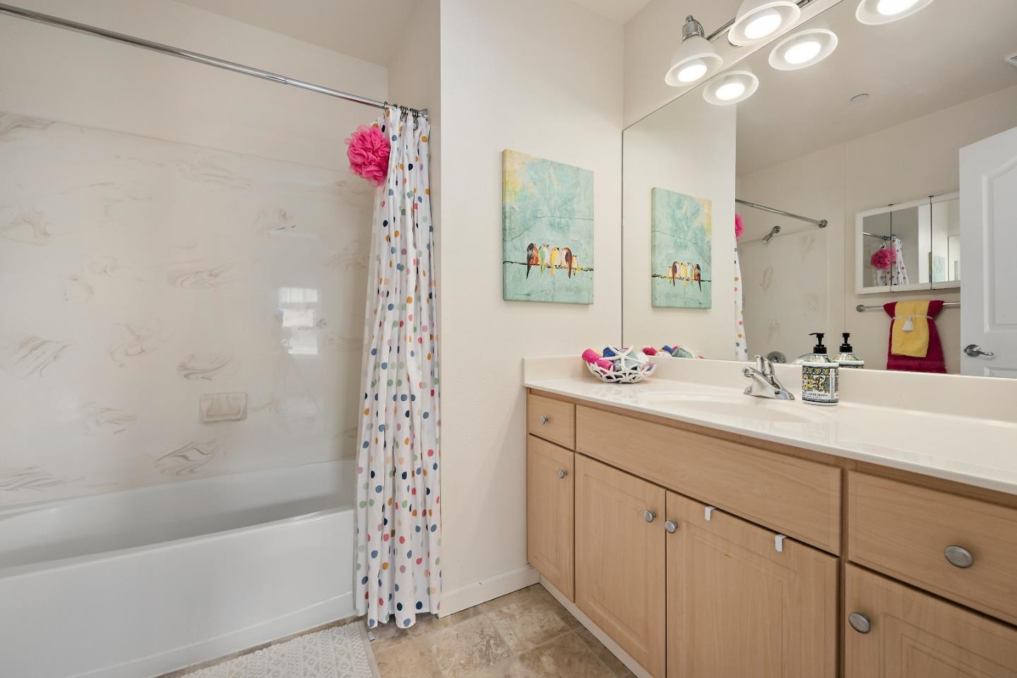 Detail Gallery Image 20 of 23 For 1399 S Winchester Blvd #206,  San Jose,  CA 95128 - 2 Beds | 2/1 Baths