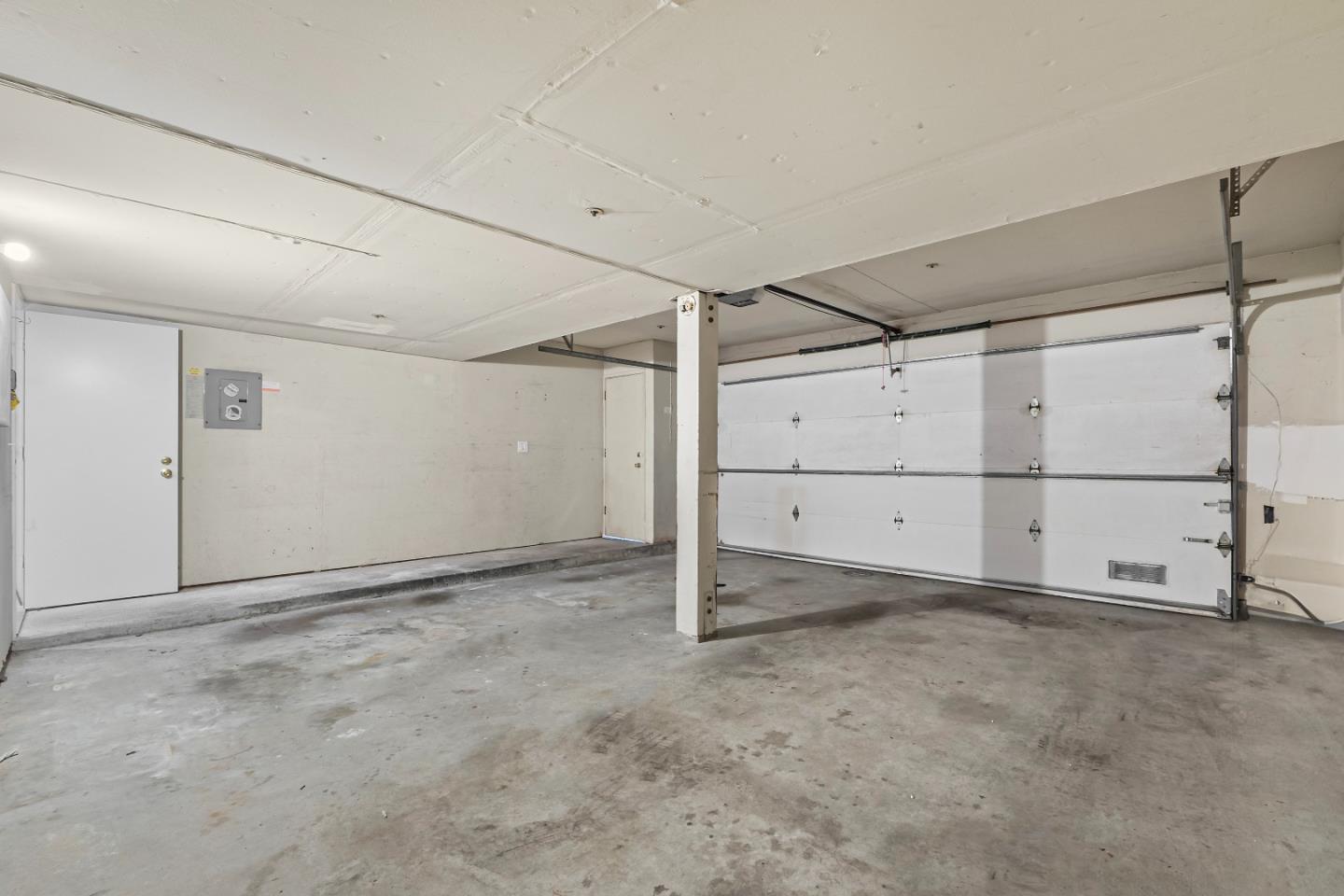 Detail Gallery Image 17 of 28 For 219 Commons Ln, Foster City,  CA 94404 - 2 Beds | 2 Baths