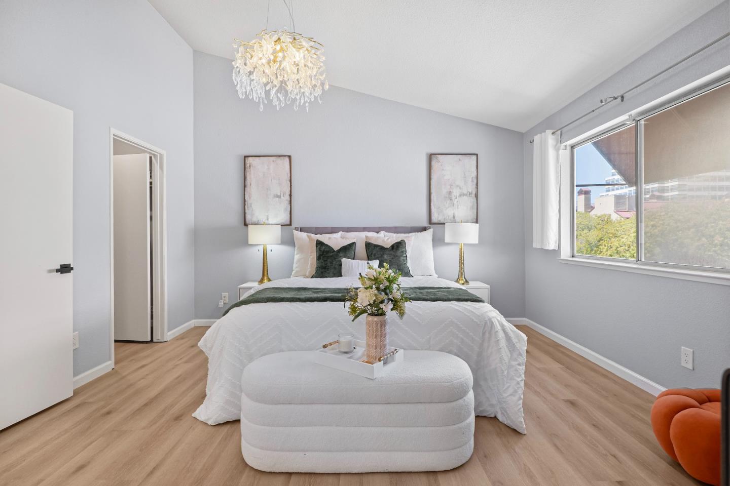 Detail Gallery Image 6 of 28 For 219 Commons Ln, Foster City,  CA 94404 - 2 Beds | 2 Baths
