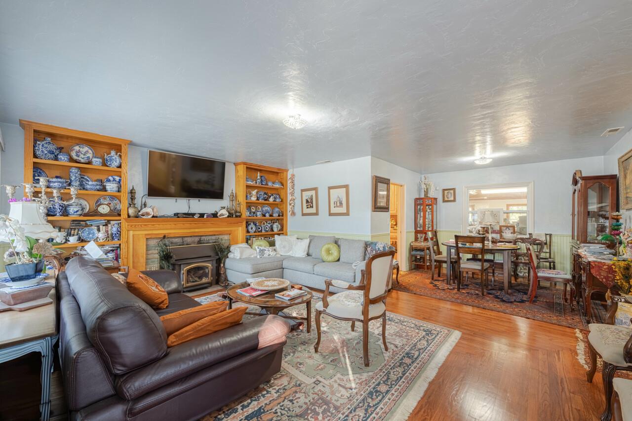 Detail Gallery Image 5 of 27 For 1615 Military Ave, Seaside,  CA 93955 - 3 Beds | 1 Baths