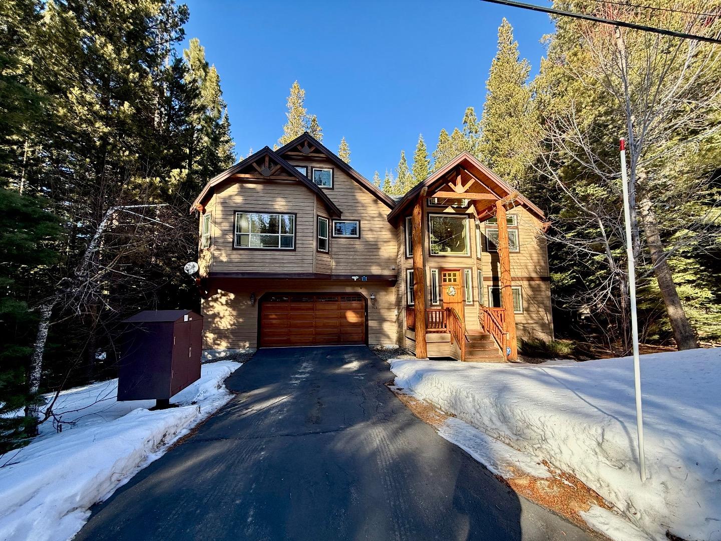 1528 Chippewa Street, South Lake Tahoe, California 96150, 5 Bedrooms Bedrooms, ,3 BathroomsBathrooms,Residential,For Sale,1528 Chippewa Street,ML81990452