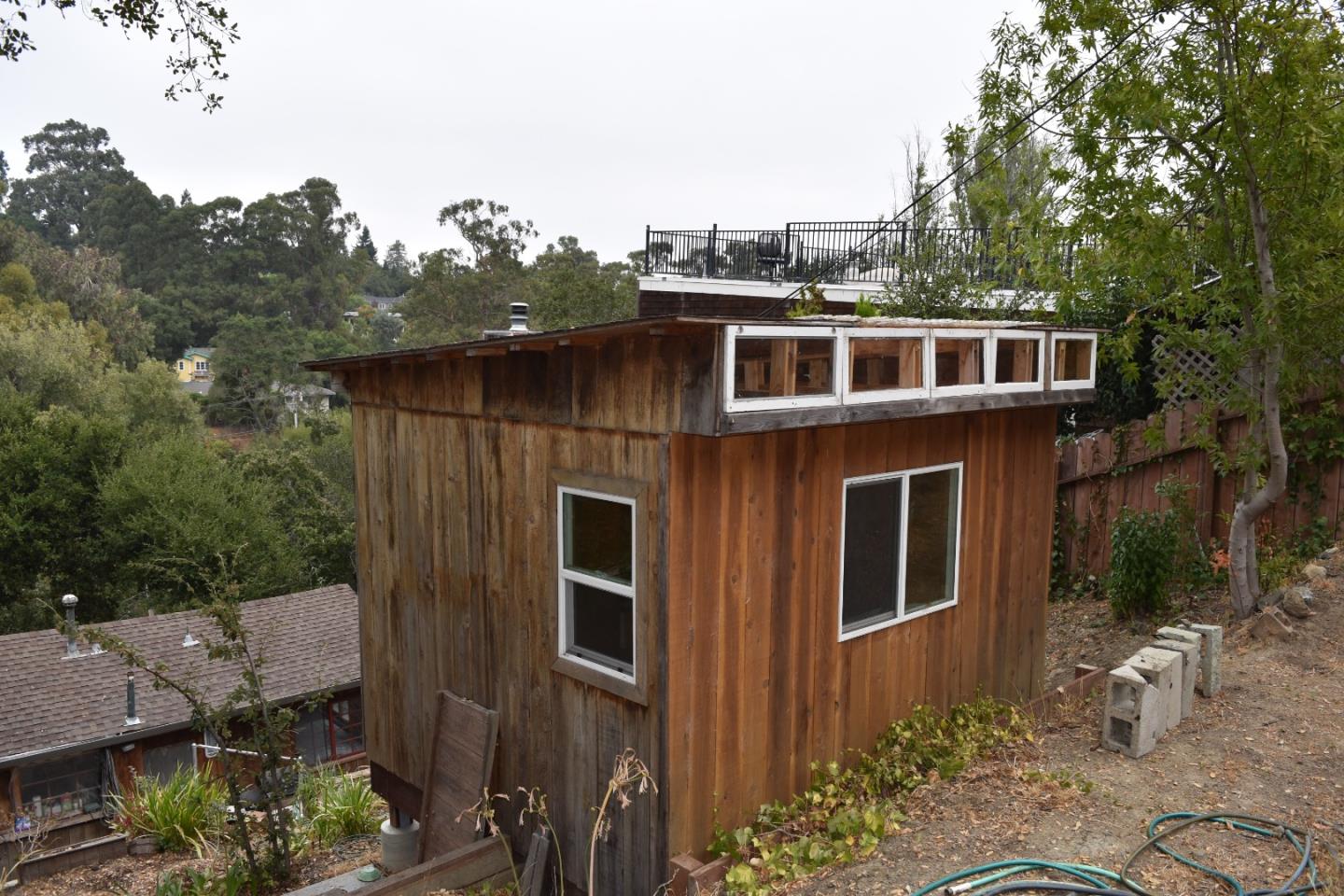 Detail Gallery Image 22 of 29 For 535 Lake Blvd, Redwood City,  CA 94062 - 2 Beds | 2 Baths