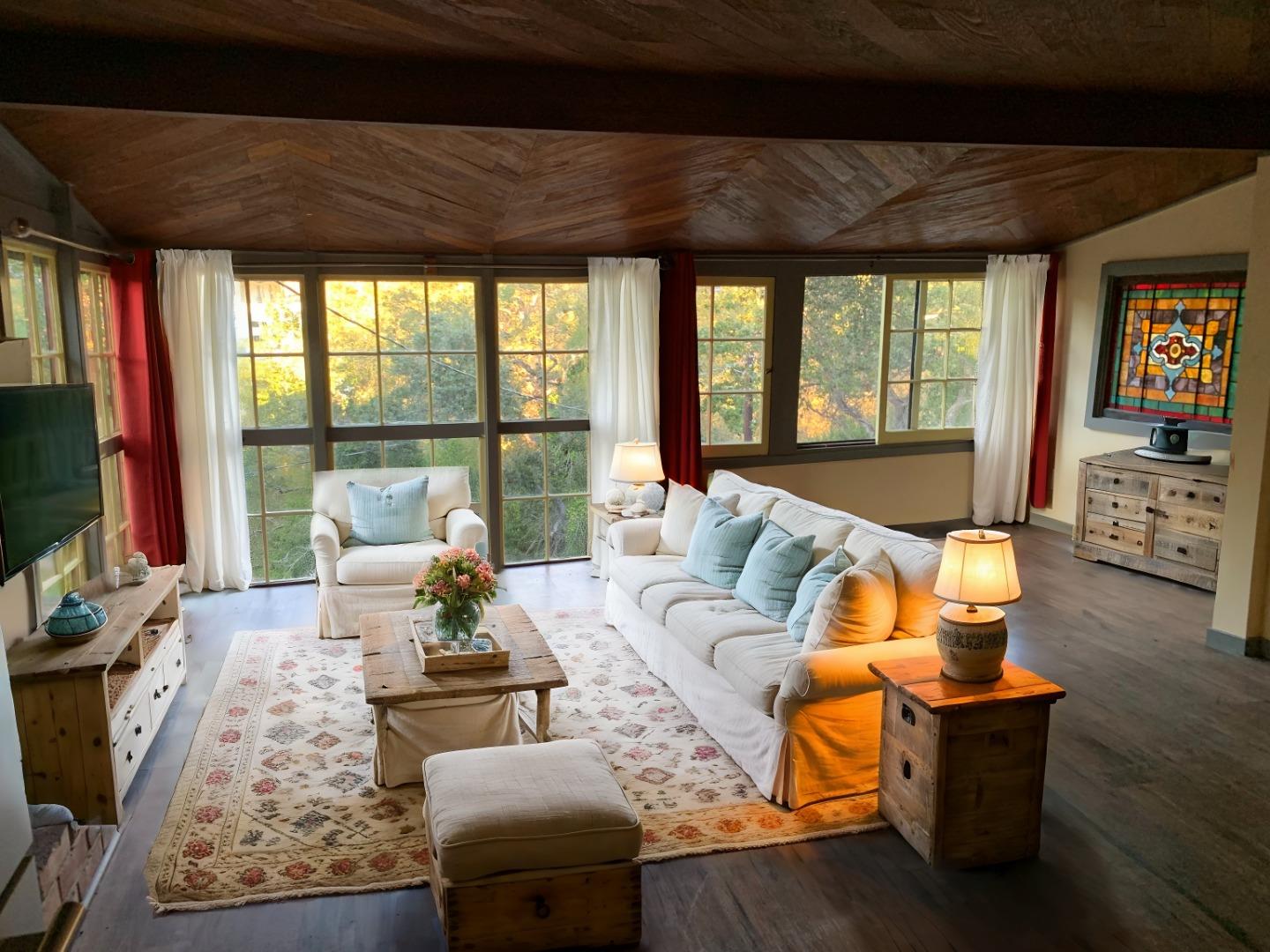 Detail Gallery Image 7 of 29 For 535 Lake Blvd, Redwood City,  CA 94062 - 2 Beds | 2 Baths