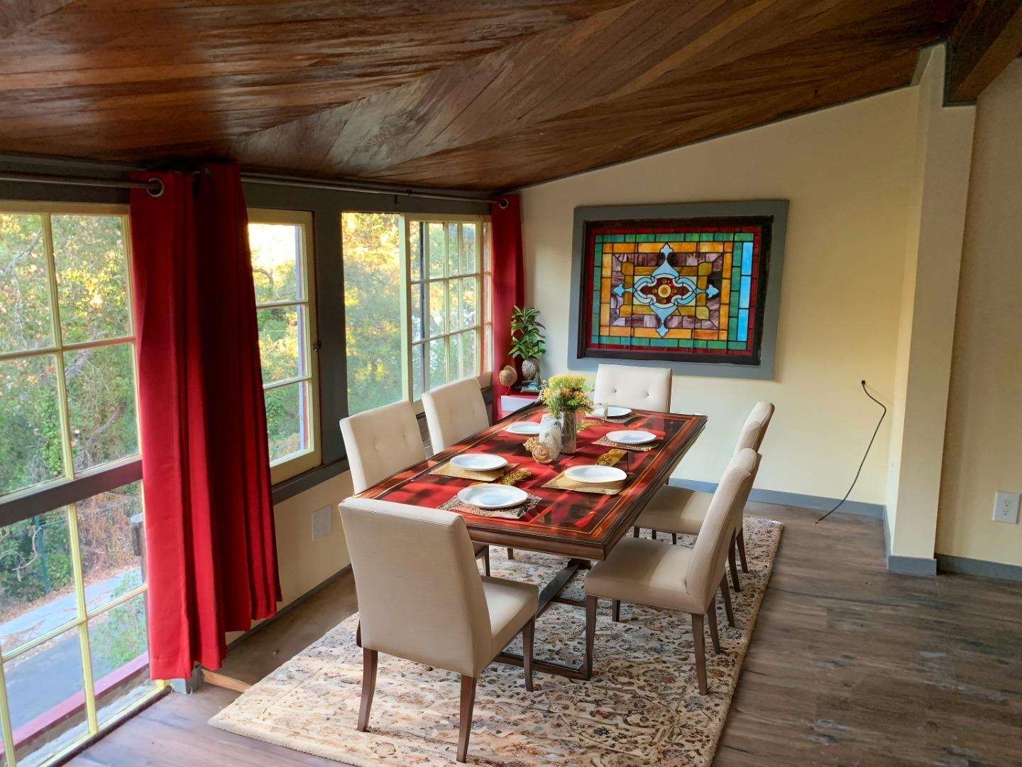 Detail Gallery Image 9 of 29 For 535 Lake Blvd, Redwood City,  CA 94062 - 2 Beds | 2 Baths
