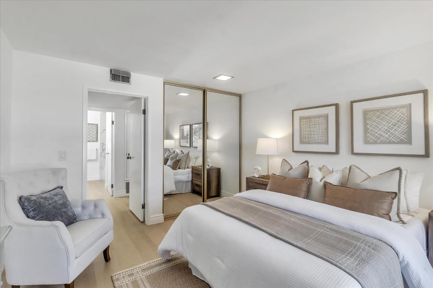 Detail Gallery Image 12 of 19 For 1458 Hudson St #310,  Redwood City,  CA 94061 - 1 Beds | 1 Baths
