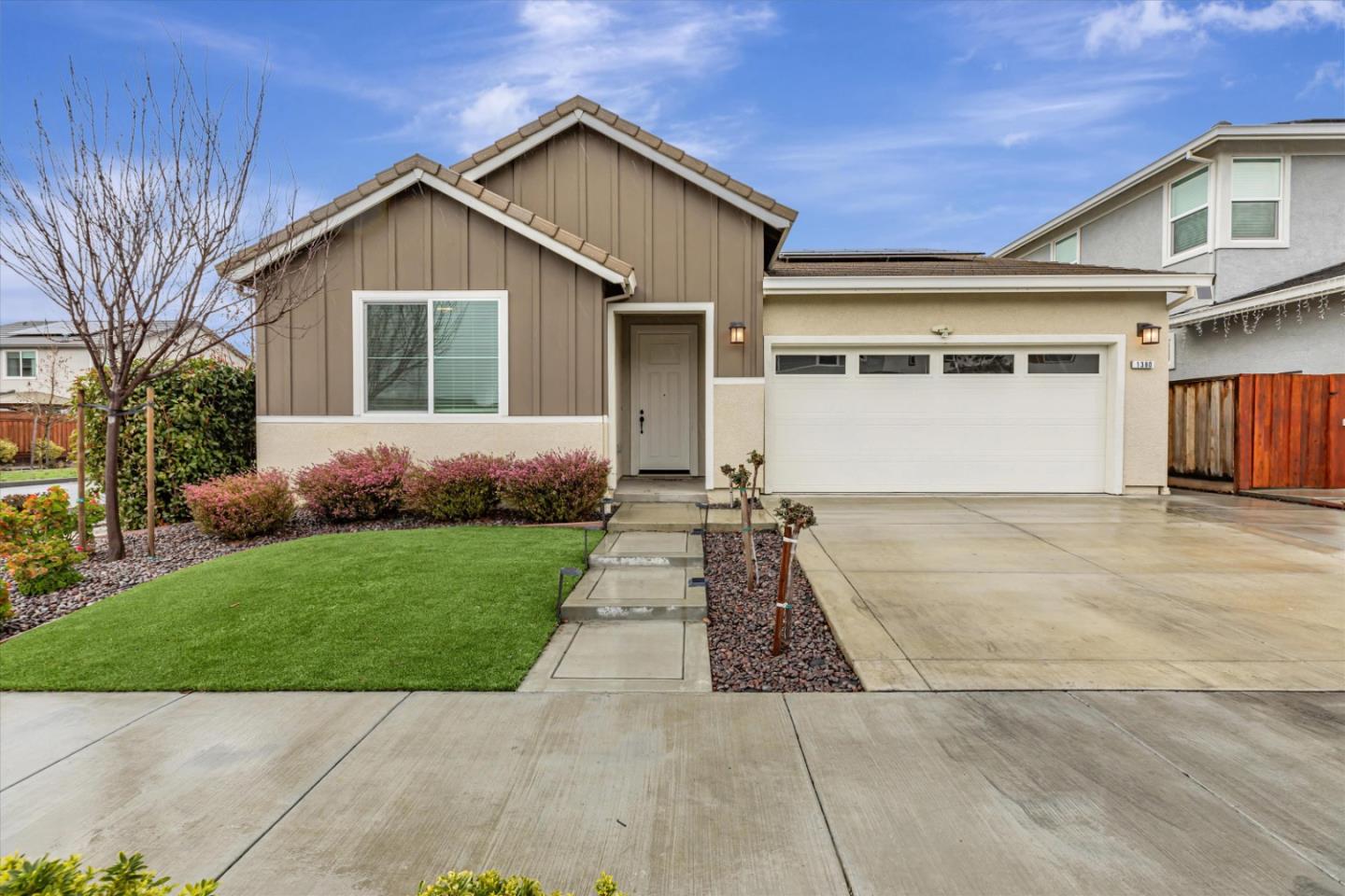 Detail Gallery Image 2 of 67 For 1380 Chariot Rd, Hollister,  CA 95023 - 3 Beds | 2 Baths