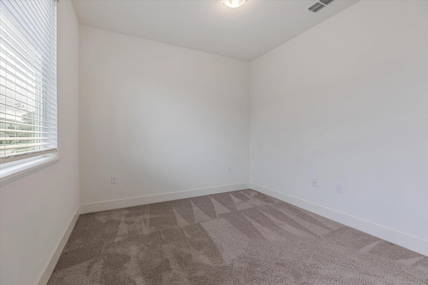 Detail Gallery Image 21 of 67 For 1380 Chariot Rd, Hollister,  CA 95023 - 3 Beds | 2 Baths