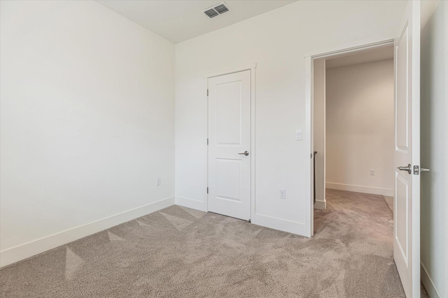 Detail Gallery Image 23 of 67 For 1380 Chariot Rd, Hollister,  CA 95023 - 3 Beds | 2 Baths
