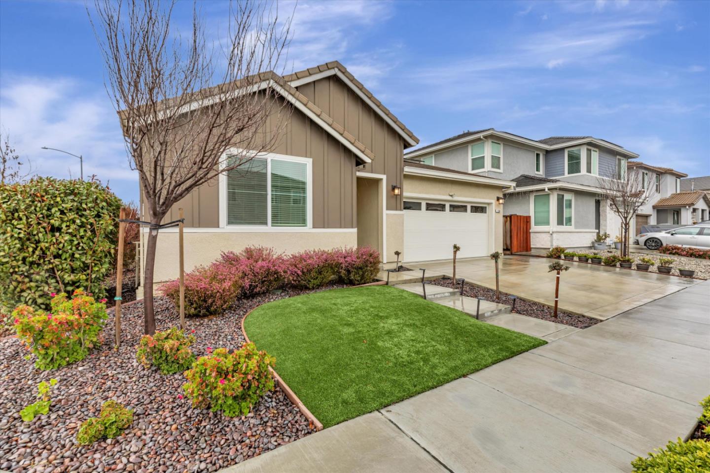 Detail Gallery Image 3 of 67 For 1380 Chariot Rd, Hollister,  CA 95023 - 3 Beds | 2 Baths