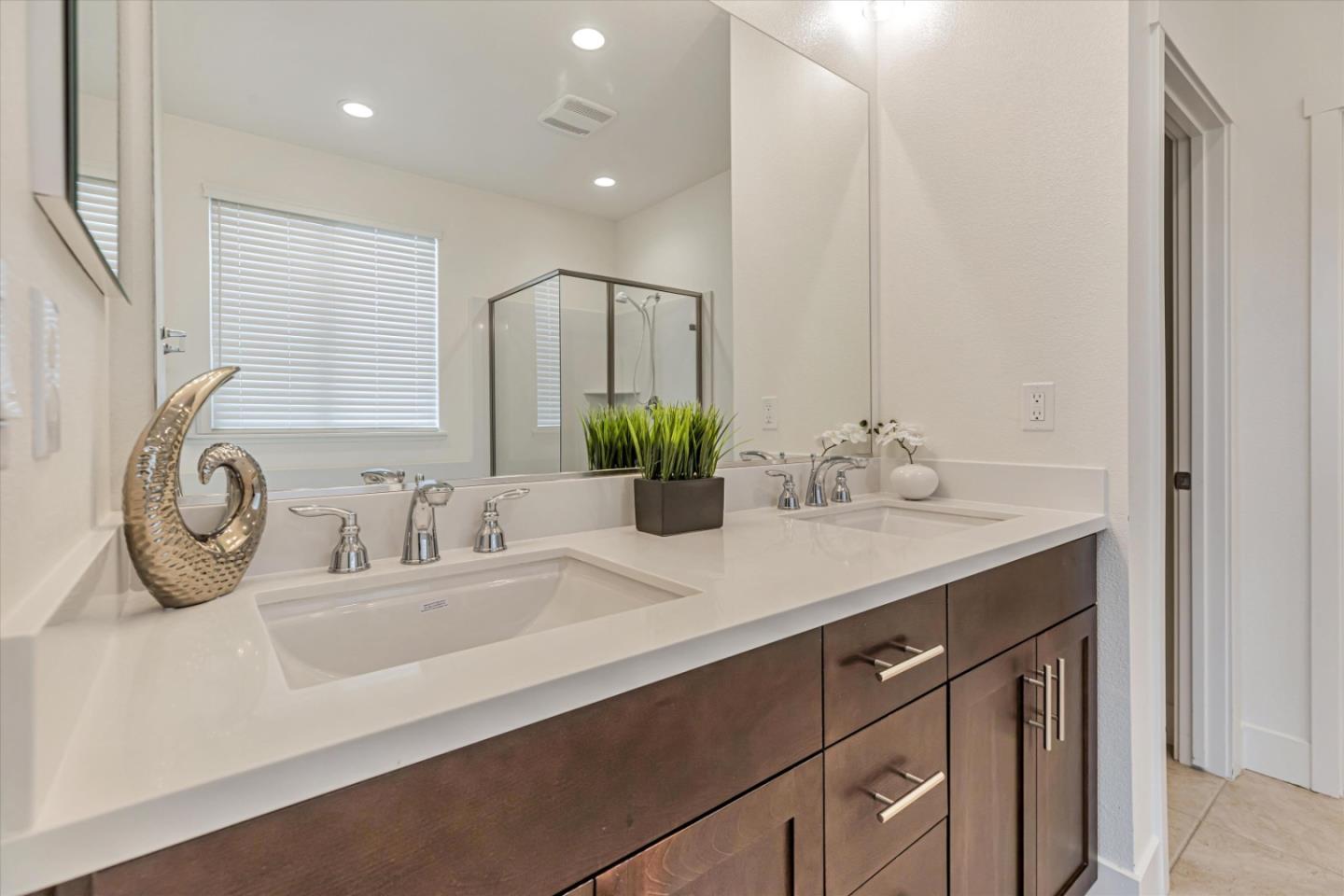 Detail Gallery Image 36 of 67 For 1380 Chariot Rd, Hollister,  CA 95023 - 3 Beds | 2 Baths