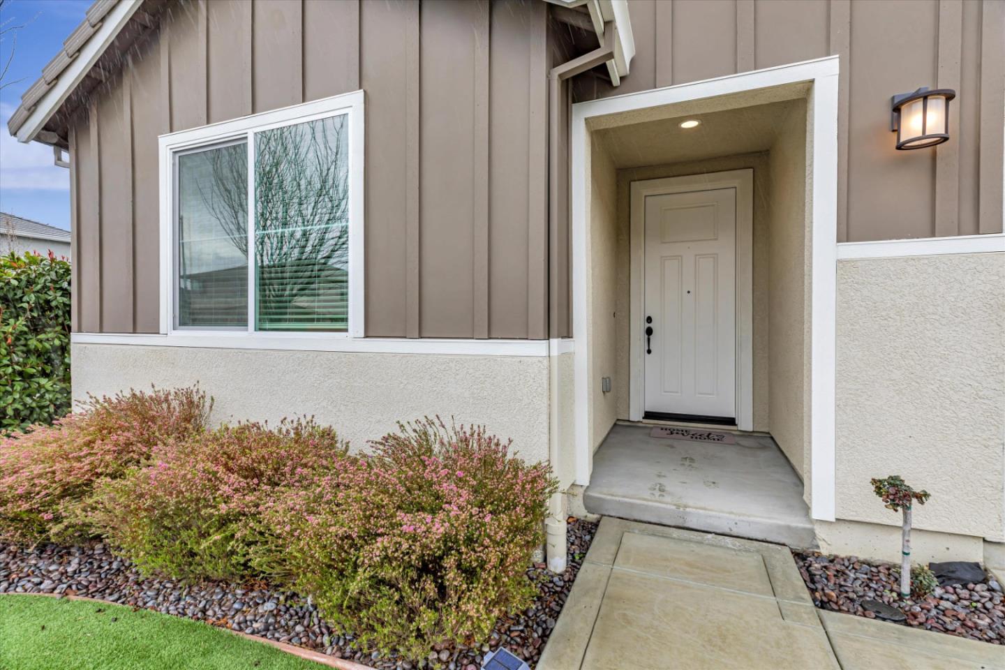Detail Gallery Image 5 of 67 For 1380 Chariot Rd, Hollister,  CA 95023 - 3 Beds | 2 Baths