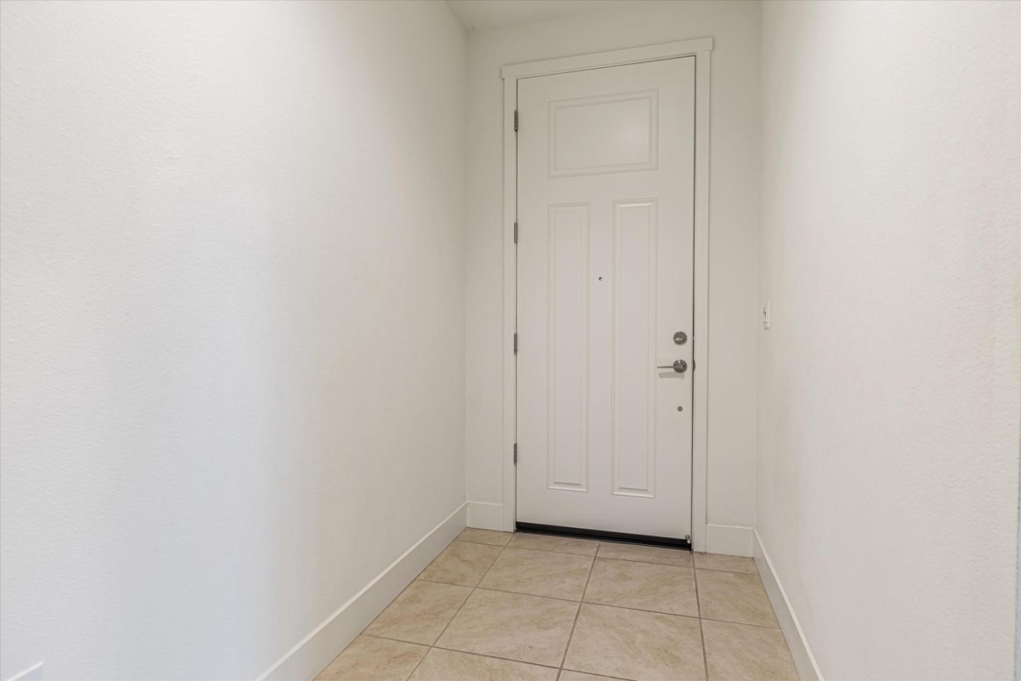 Detail Gallery Image 7 of 67 For 1380 Chariot Rd, Hollister,  CA 95023 - 3 Beds | 2 Baths