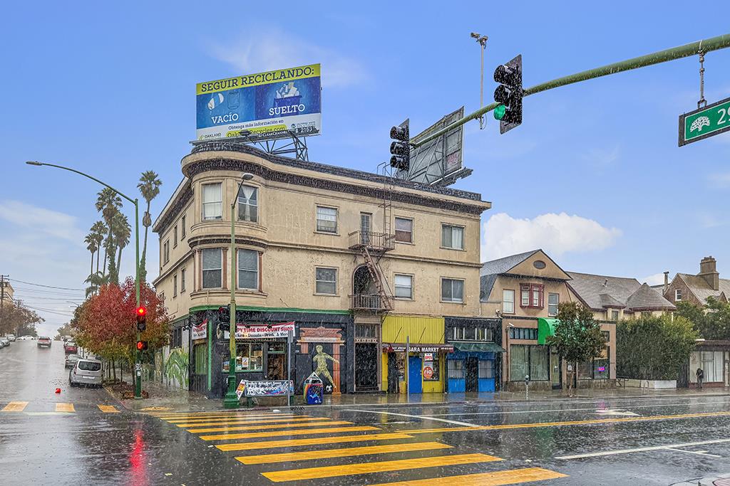 Thumbnail for 2878 Telegraph Ave, Oakland, CA 94609