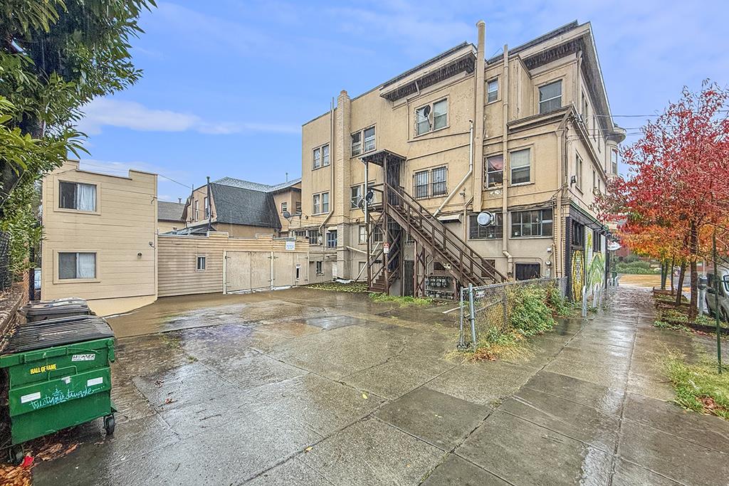 Detail Gallery Image 19 of 19 For 2878 Telegraph Ave, Oakland,  CA 94609 - – Beds | – Baths