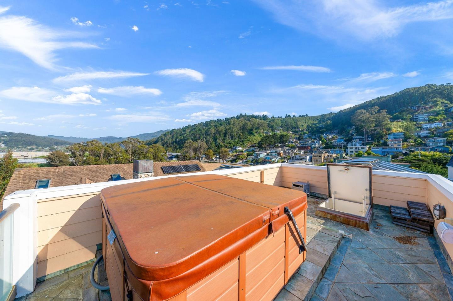 Detail Gallery Image 65 of 79 For 1207 Danmann Ave, Pacifica,  CA 94044 - 4 Beds | 4 Baths