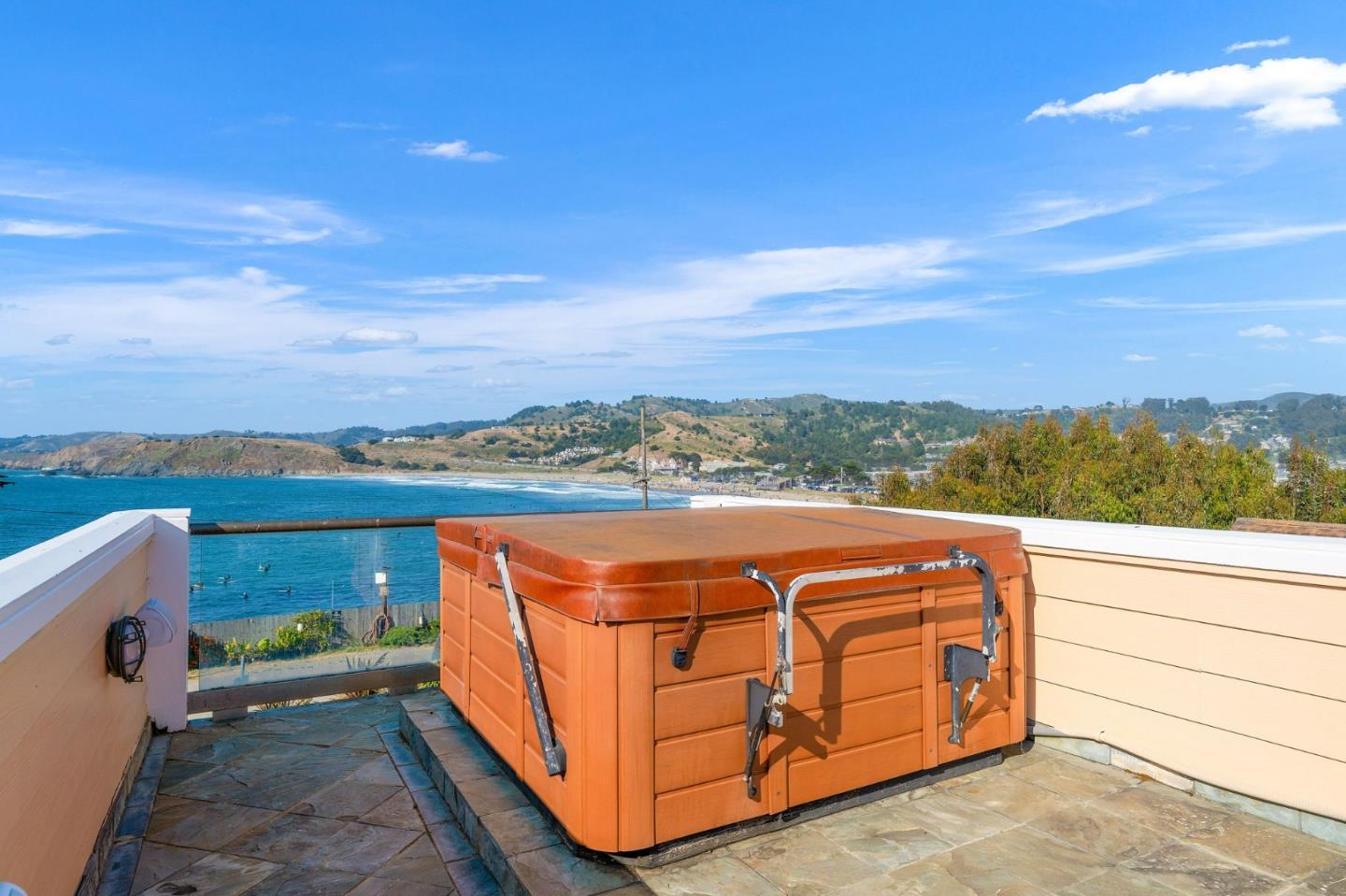 Detail Gallery Image 66 of 79 For 1207 Danmann Ave, Pacifica,  CA 94044 - 4 Beds | 4 Baths