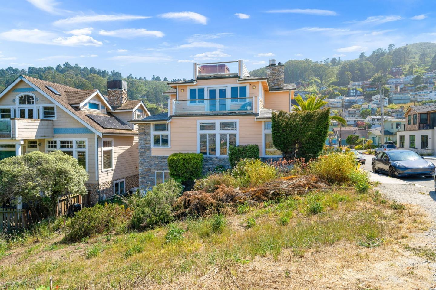 Detail Gallery Image 72 of 79 For 1207 Danmann Ave, Pacifica,  CA 94044 - 4 Beds | 4 Baths