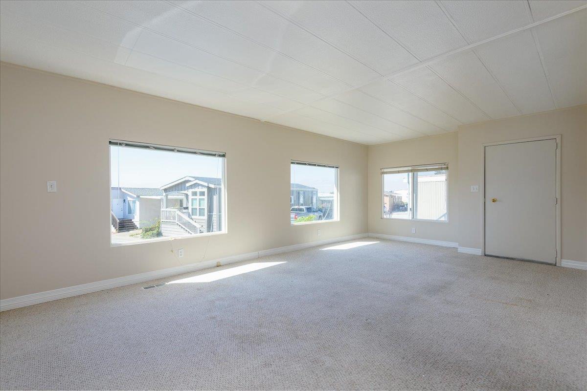 Detail Gallery Image 2 of 15 For 52 Oceanview Ave #52,  Half Moon Bay,  CA 94019 - 2 Beds | 2 Baths