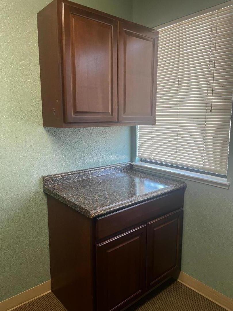Detail Gallery Image 10 of 17 For 1326 Natividad Rd #A2,  Salinas,  CA 93906 - – Beds | – Baths