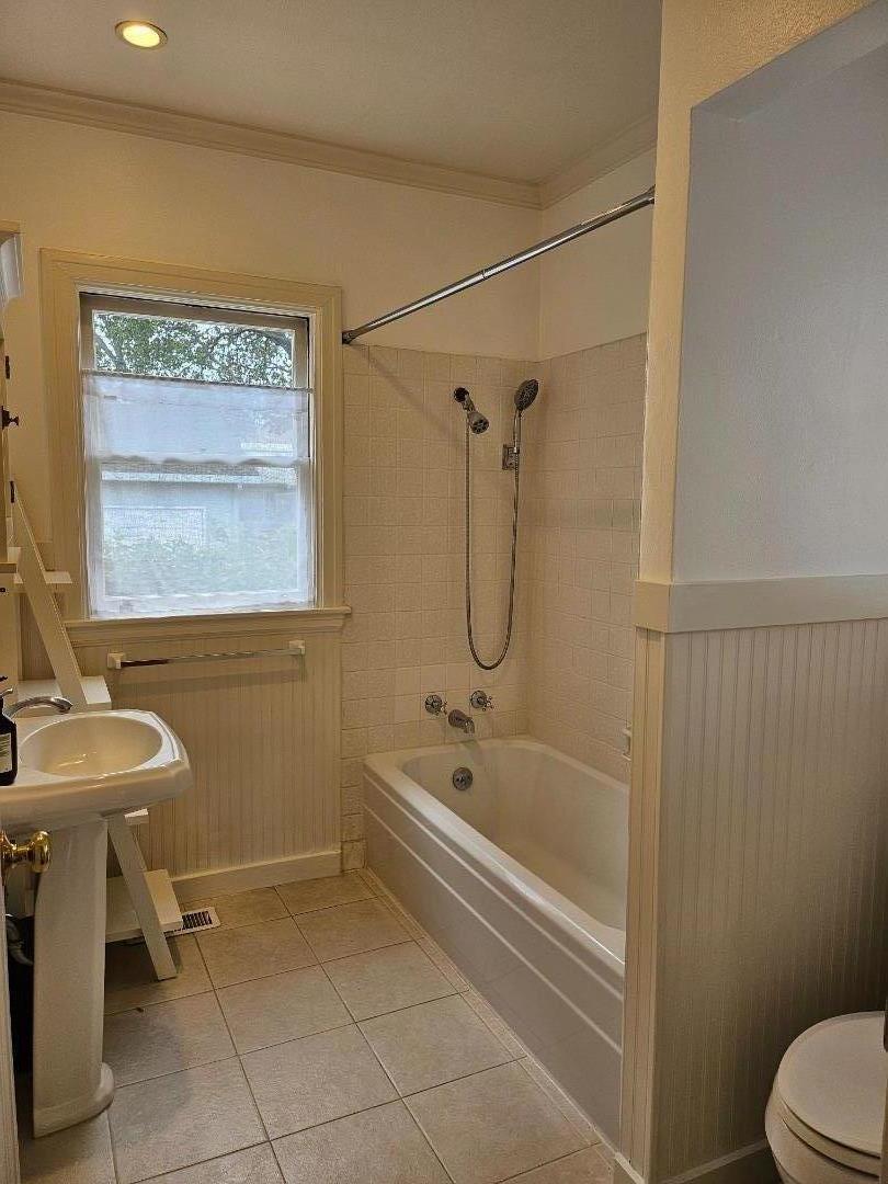 Detail Gallery Image 14 of 24 For 750 Fremont Unit a St, Menlo Park,  CA 94025 - 2 Beds | 1 Baths