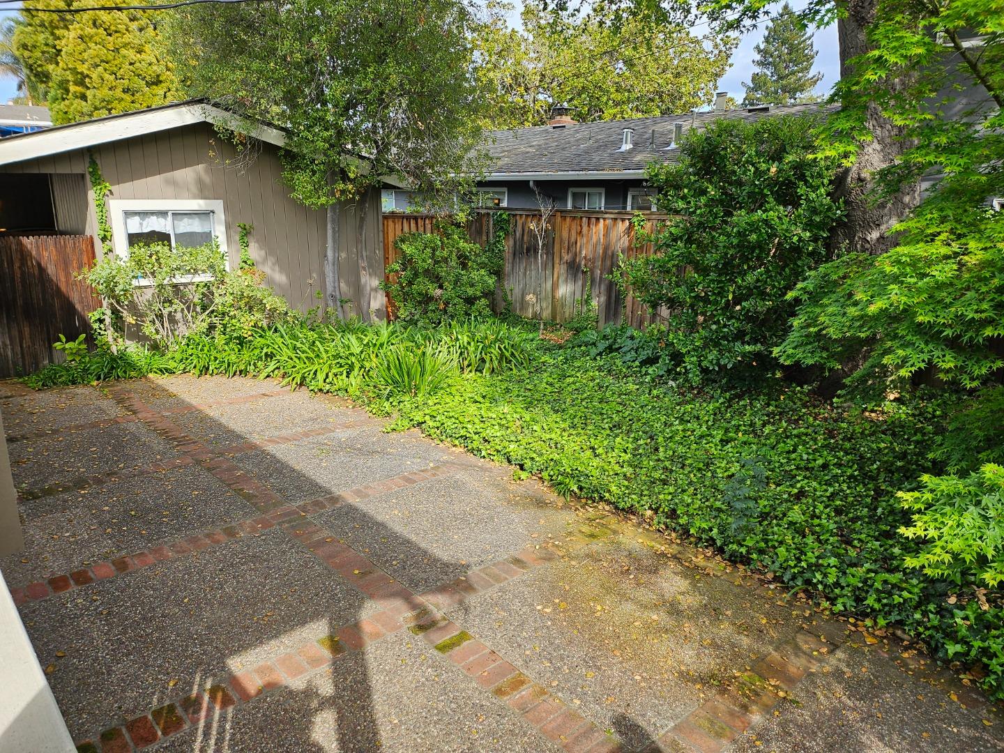 Detail Gallery Image 20 of 24 For 750 Fremont Unit a St, Menlo Park,  CA 94025 - 2 Beds | 1 Baths