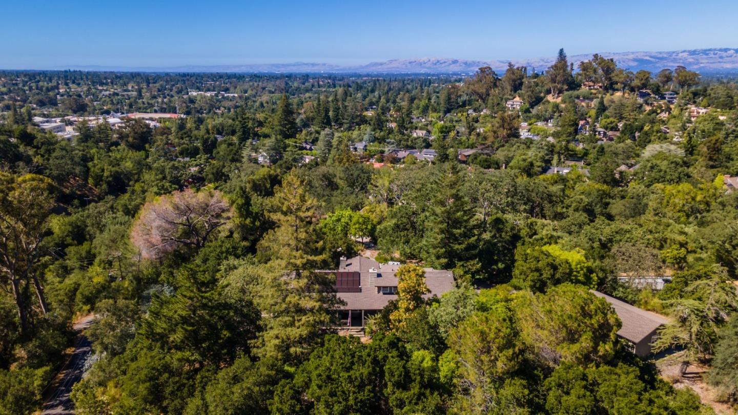 Detail Gallery Image 78 of 80 For 105 Highland Ave, Los Gatos,  CA 95030 - 5 Beds | 4/1 Baths