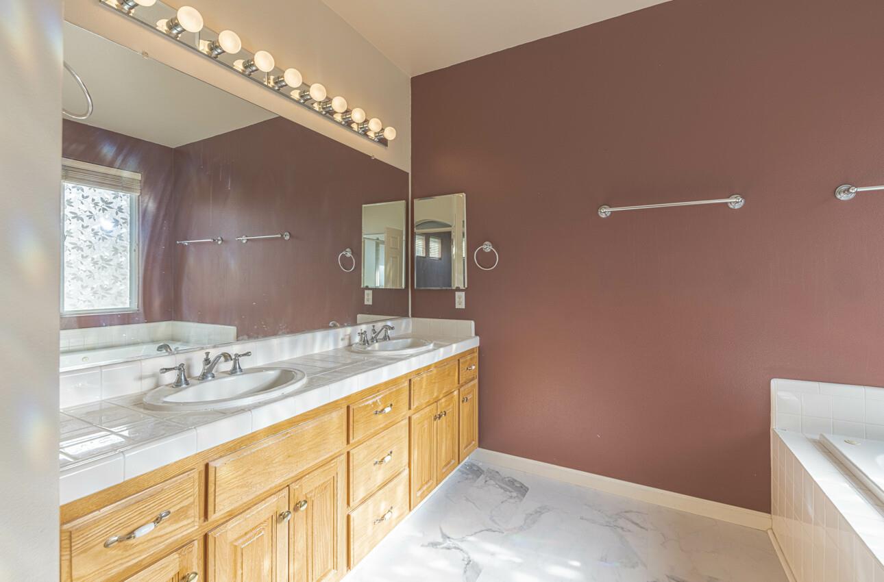 1712 Lennox Way, Salinas, CA 93906 photo 33
