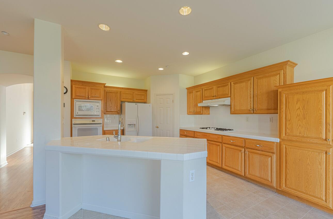 1712 Lennox Way, Salinas, CA 93906 photo 9
