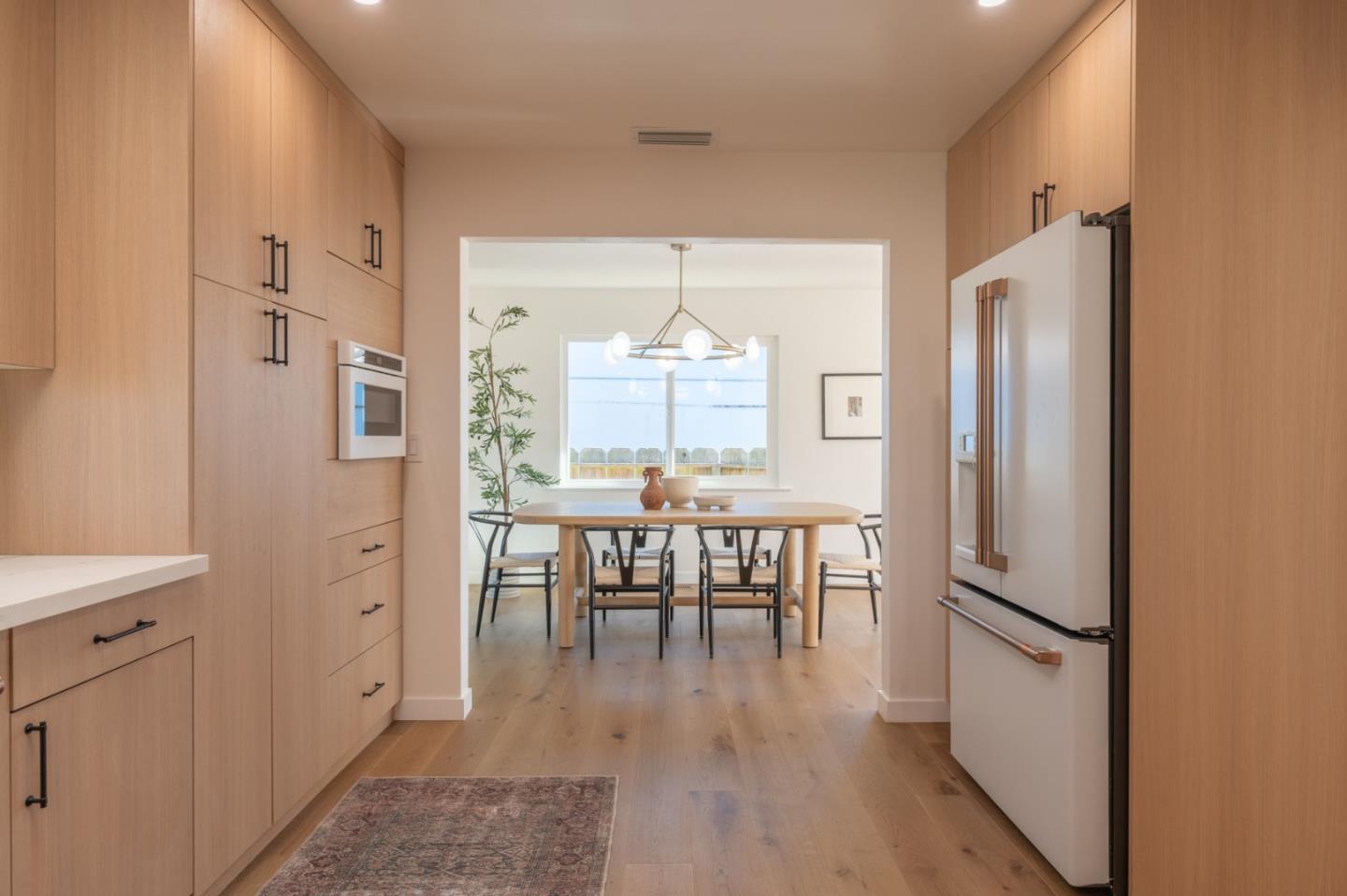 Detail Gallery Image 10 of 27 For 2861 Ransford Ave, Pacific Grove,  CA 93950 - 3 Beds | 2 Baths