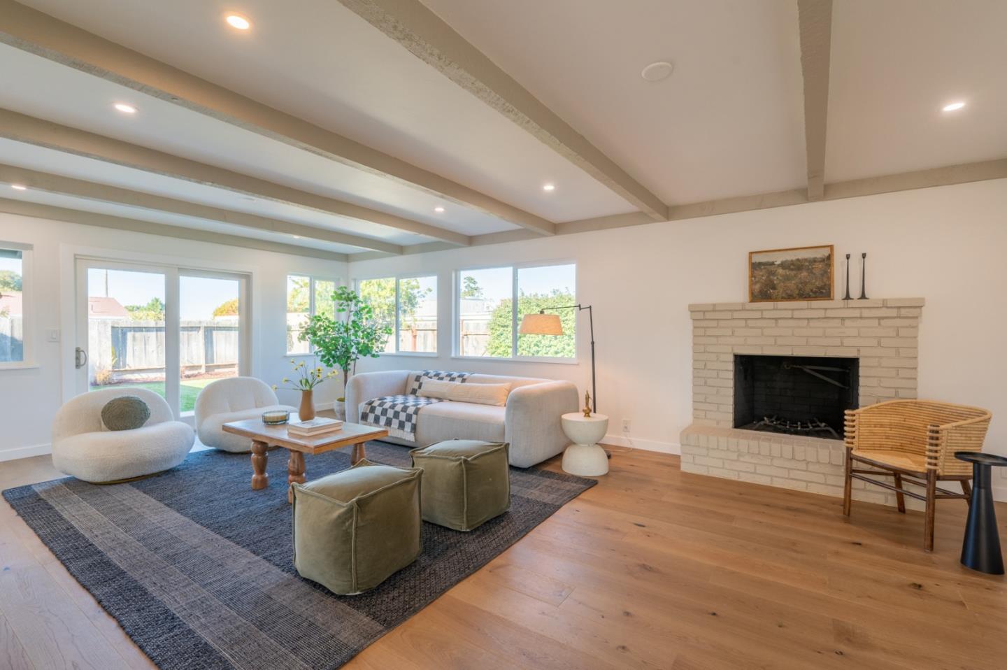 Detail Gallery Image 12 of 27 For 2861 Ransford Ave, Pacific Grove,  CA 93950 - 3 Beds | 2 Baths