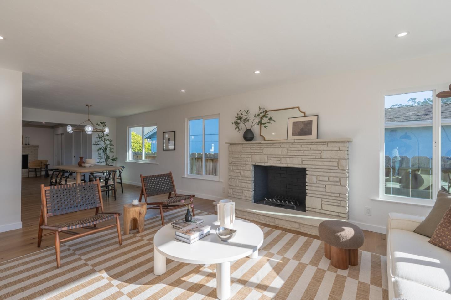 Detail Gallery Image 5 of 27 For 2861 Ransford Ave, Pacific Grove,  CA 93950 - 3 Beds | 2 Baths