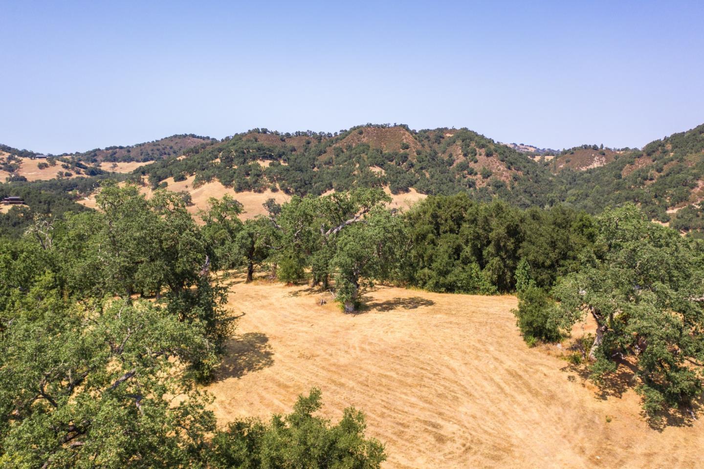 Detail Gallery Image 2 of 19 For 39 Arroyo Sequoia, Carmel,  CA 93923 - – Beds | – Baths