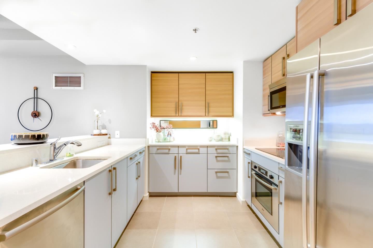 Detail Gallery Image 4 of 28 For 555 4th St #527,  San Francisco,  CA 94107 - 2 Beds | 2 Baths