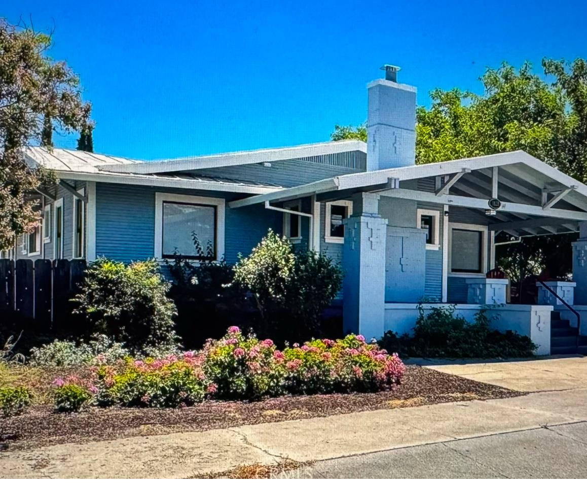 1121 Marin St, Corning, CA 96021