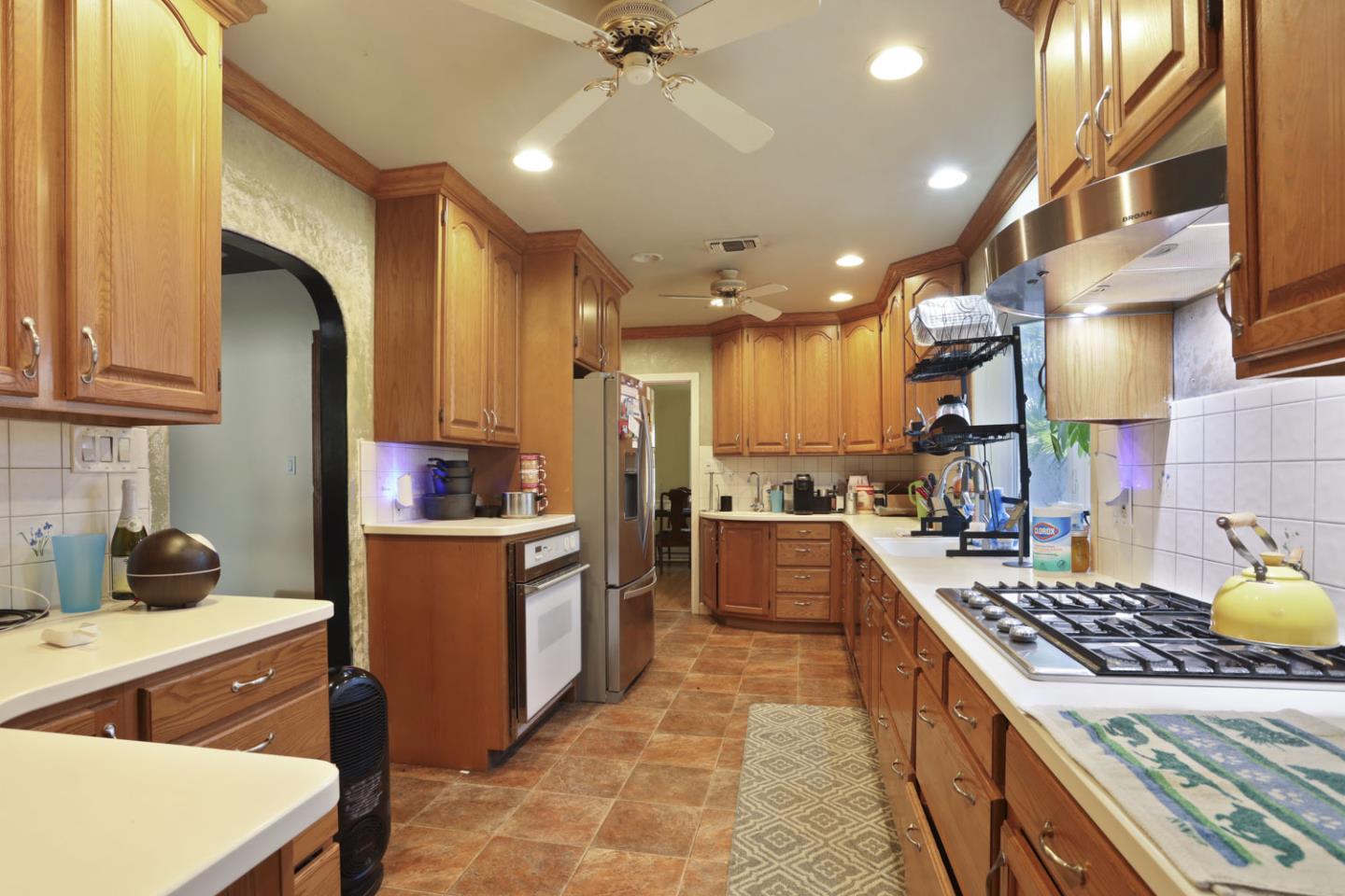 1349 Valencia Ave, San Joaquin County, CA 95209 photo 5