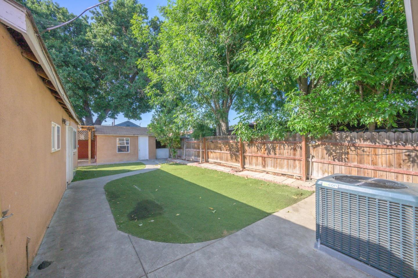 Detail Gallery Image 27 of 48 For 1203 Whitton Ave, San Jose,  CA 95116 - 4 Beds | 3 Baths