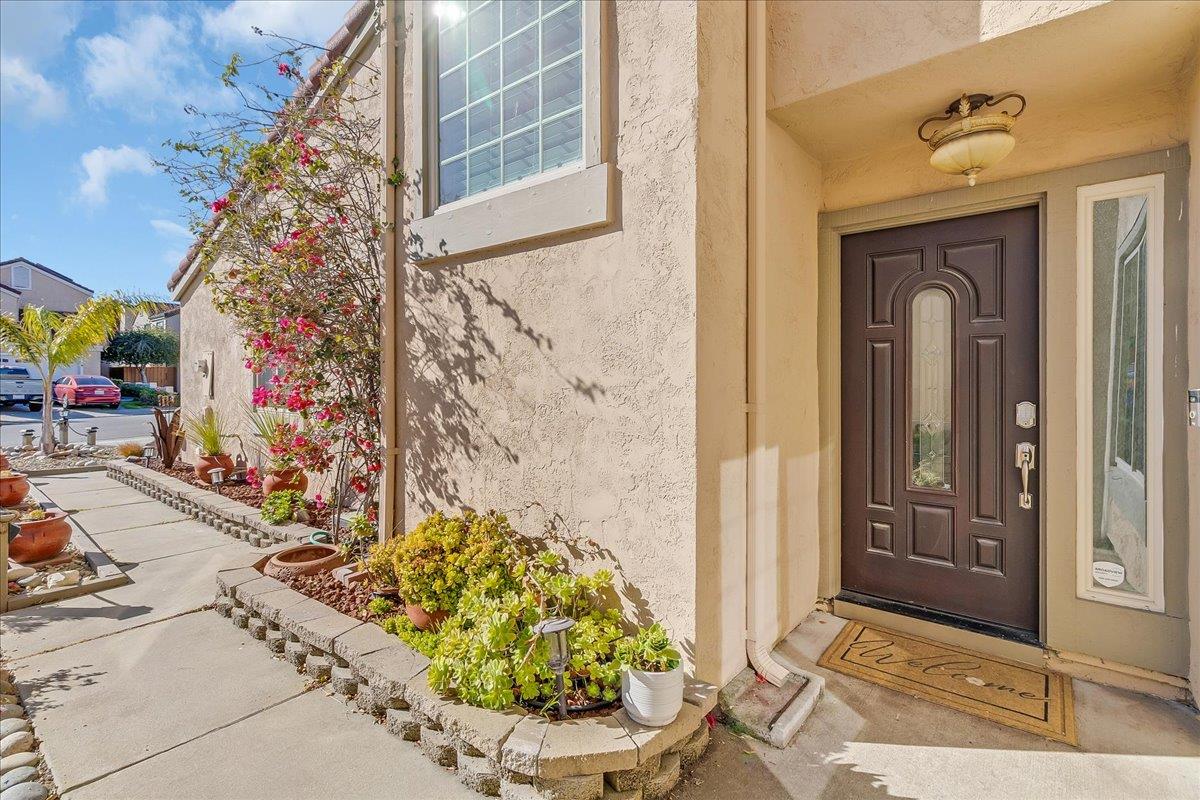 139 Seal Ct