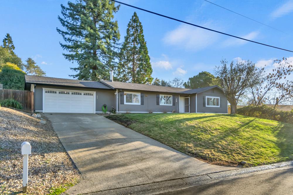 Detail Gallery Image 2 of 50 For 154 Crusader Rd, Diamond Springs,  CA 95619 - 3 Beds | 2 Baths