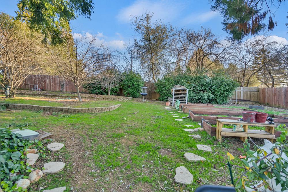 Detail Gallery Image 36 of 50 For 154 Crusader Rd, Diamond Springs,  CA 95619 - 3 Beds | 2 Baths