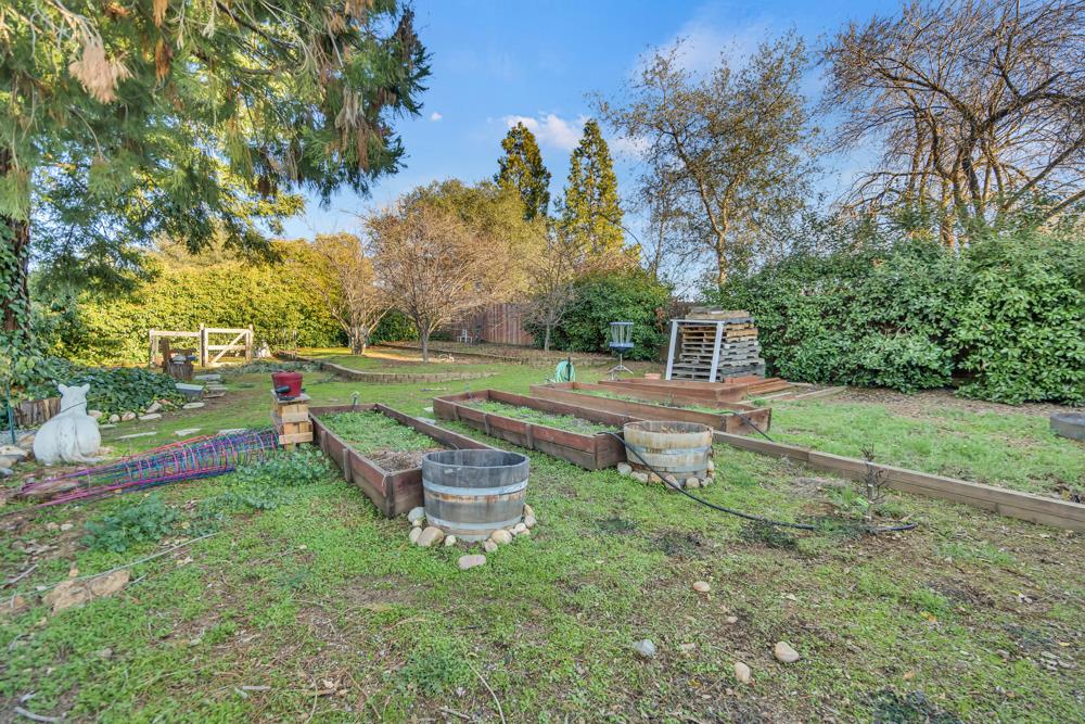 Detail Gallery Image 40 of 50 For 154 Crusader Rd, Diamond Springs,  CA 95619 - 3 Beds | 2 Baths