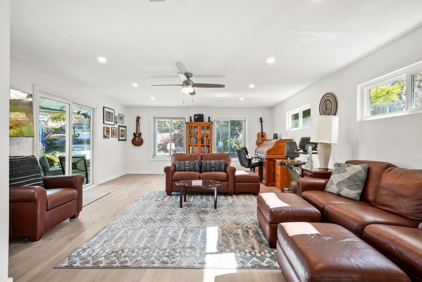 Detail Gallery Image 15 of 33 For 7912 El Astillero Pl, Carlsbad,  CA 92009 - 3 Beds | 2 Baths