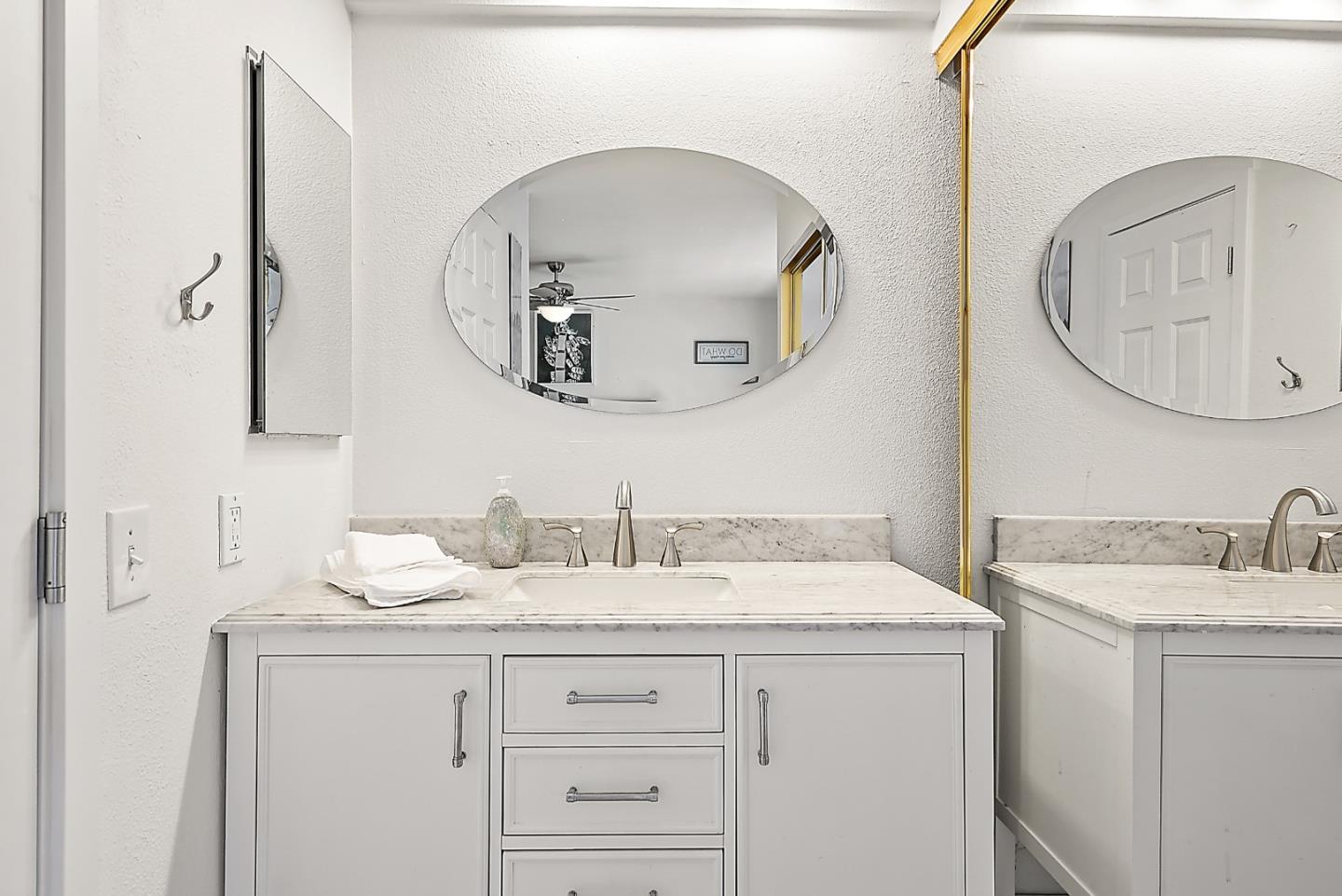 Detail Gallery Image 23 of 33 For 7912 El Astillero Pl, Carlsbad,  CA 92009 - 3 Beds | 2 Baths