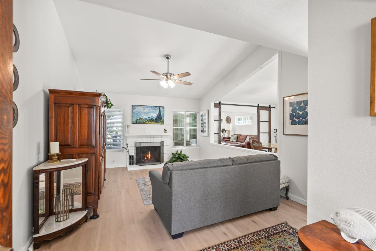 Detail Gallery Image 6 of 33 For 7912 El Astillero Pl, Carlsbad,  CA 92009 - 3 Beds | 2 Baths