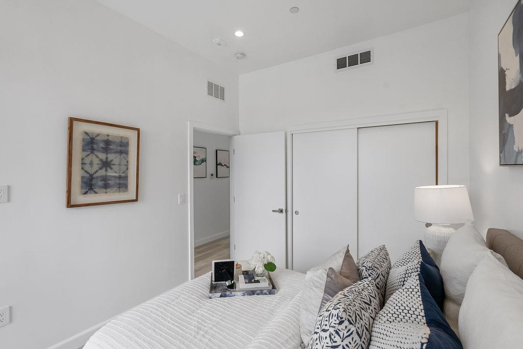 Detail Gallery Image 15 of 41 For 889 Mclellan Dr #208,  South San Francisco,  CA 94080 - 2 Beds | 2 Baths